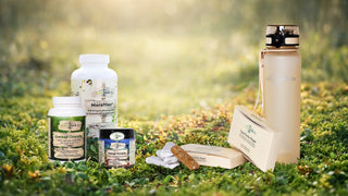 Superfood Produkte in eine Mosslandschaft